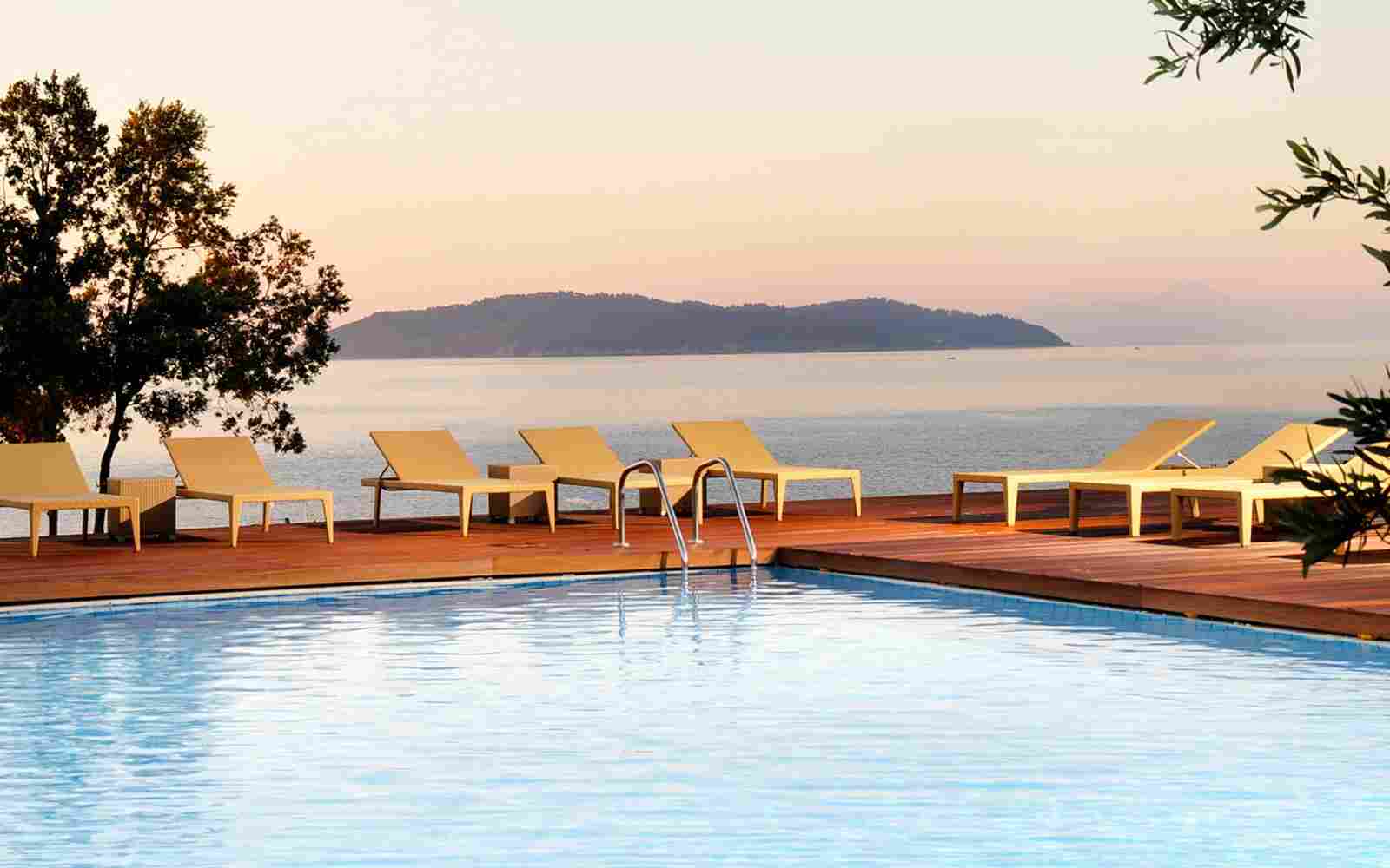 https://provarma.gr/wp-content/uploads/2016/03/summer-activities-05.jpg